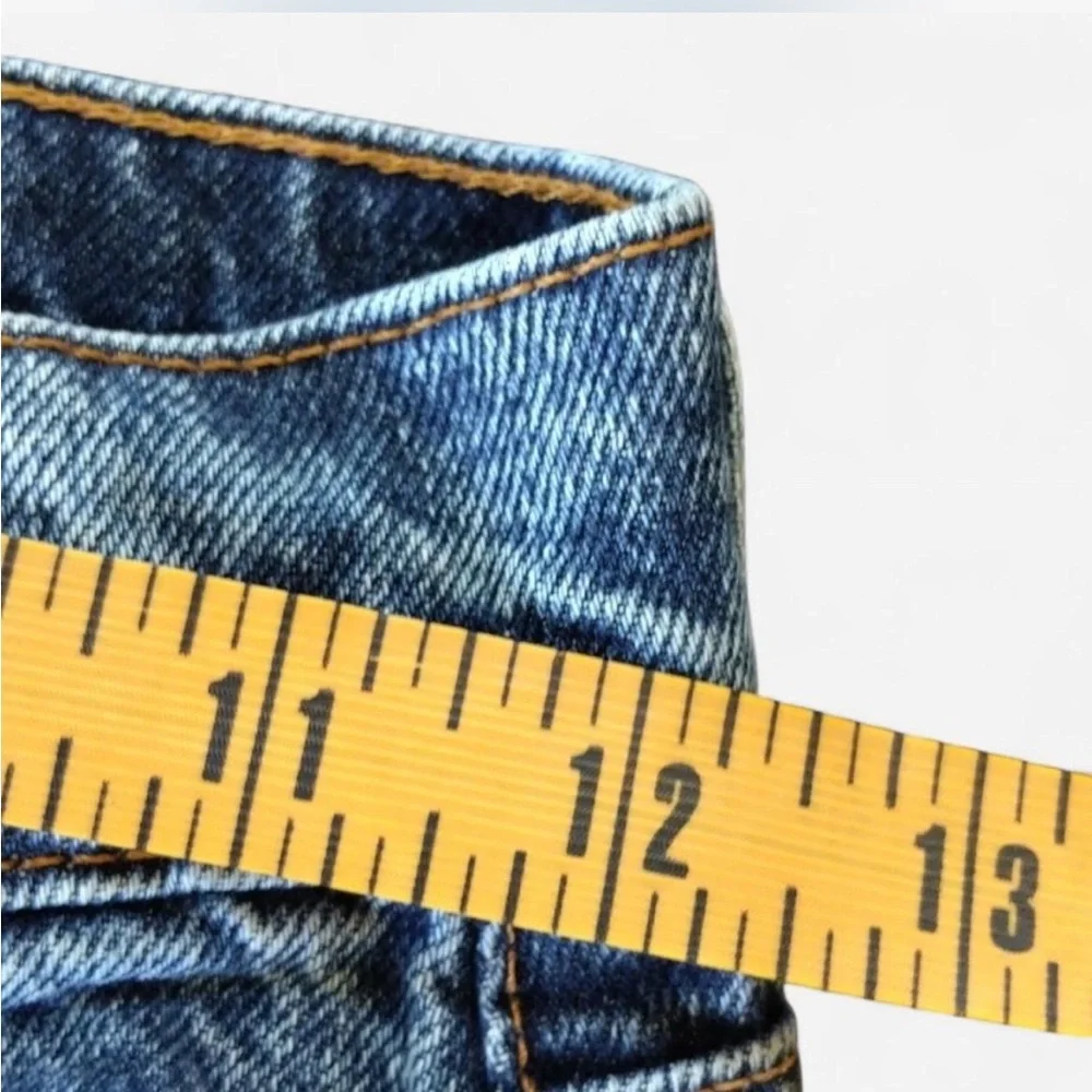 REVICE Rocker Hall Of Fame - Picture 5 of 6